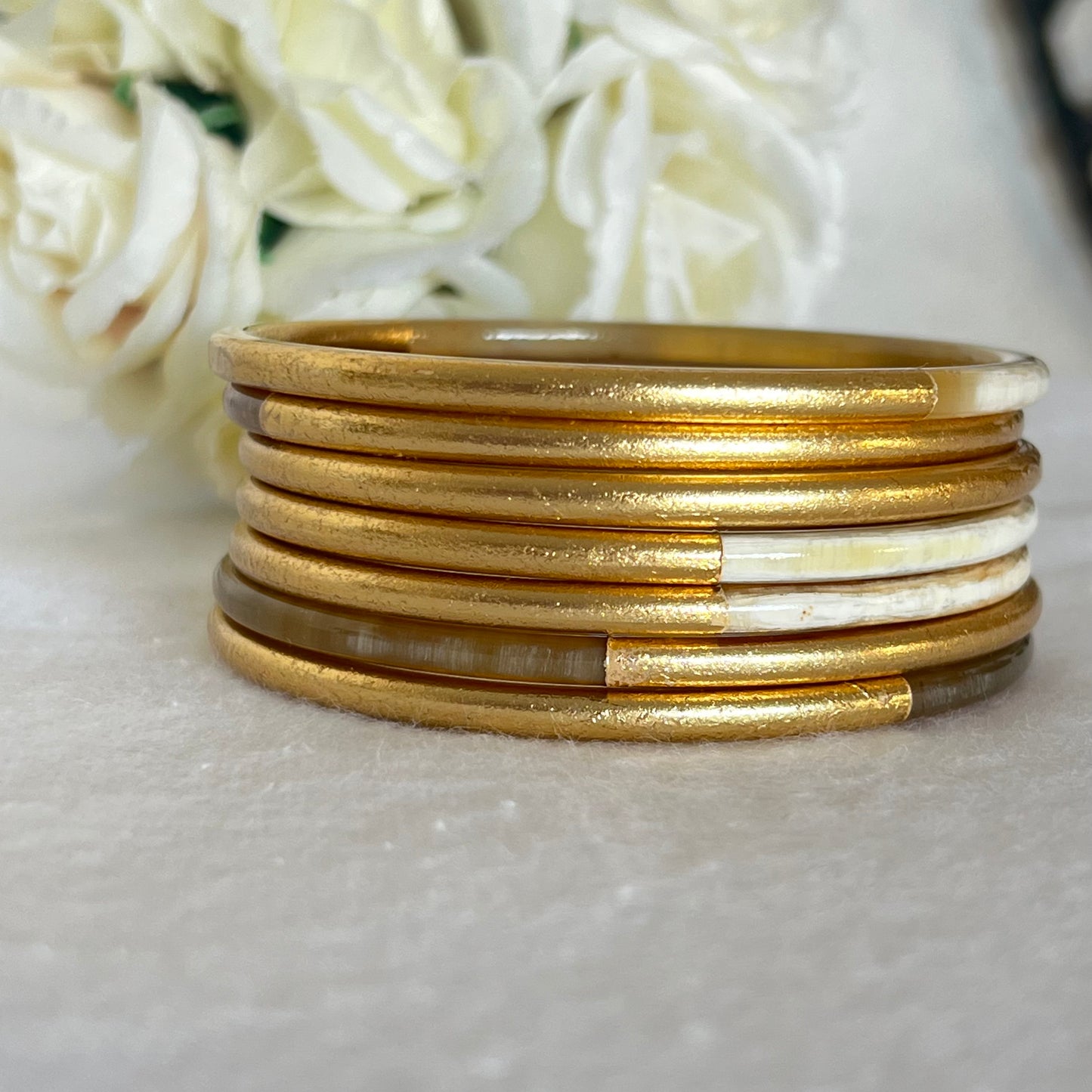 Chacha d'amour | Sublime jonc laqué en corne naturelle FEUILLE D'OR