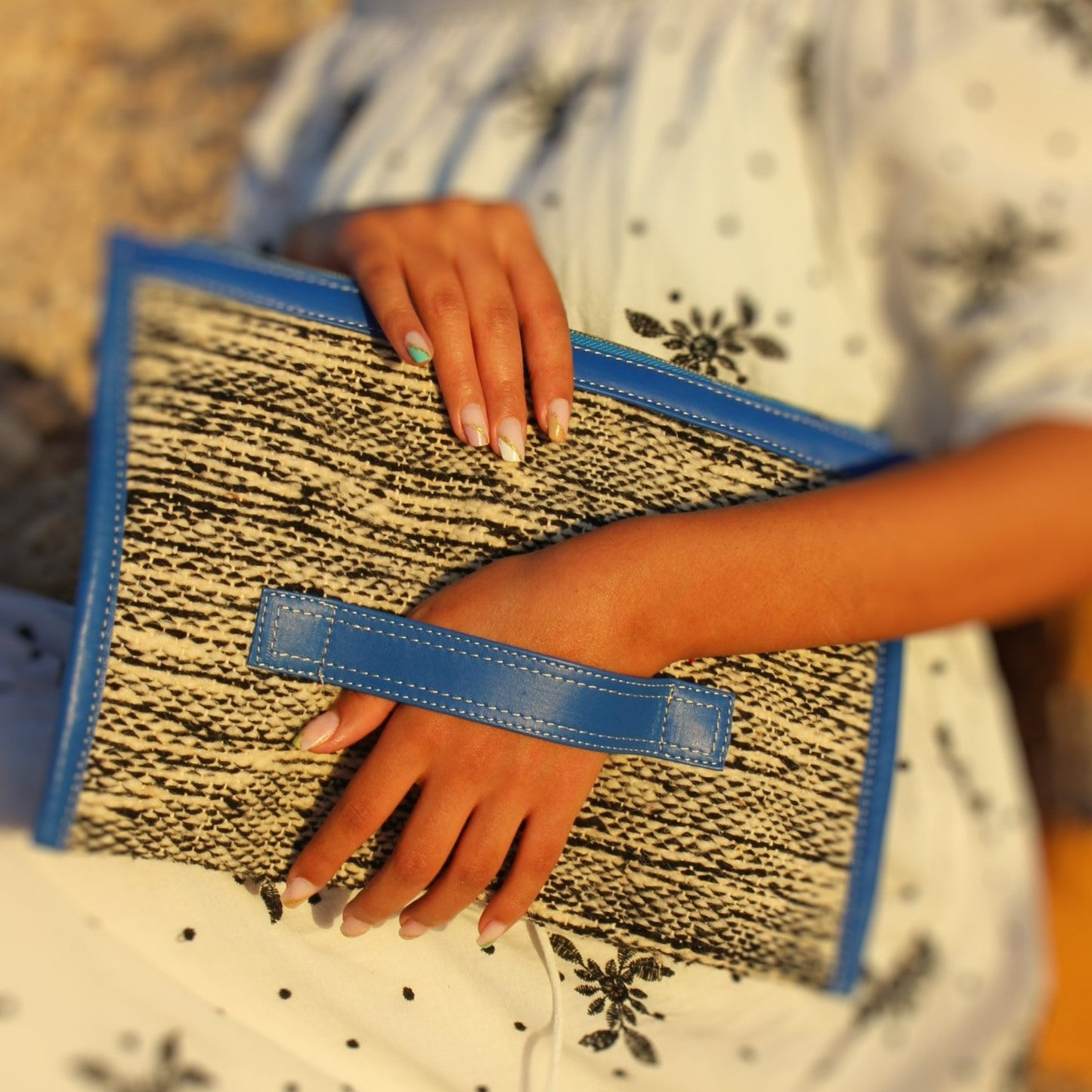 Chacha d'amour | sac pochette en étoffe berbère tissée Moutarde