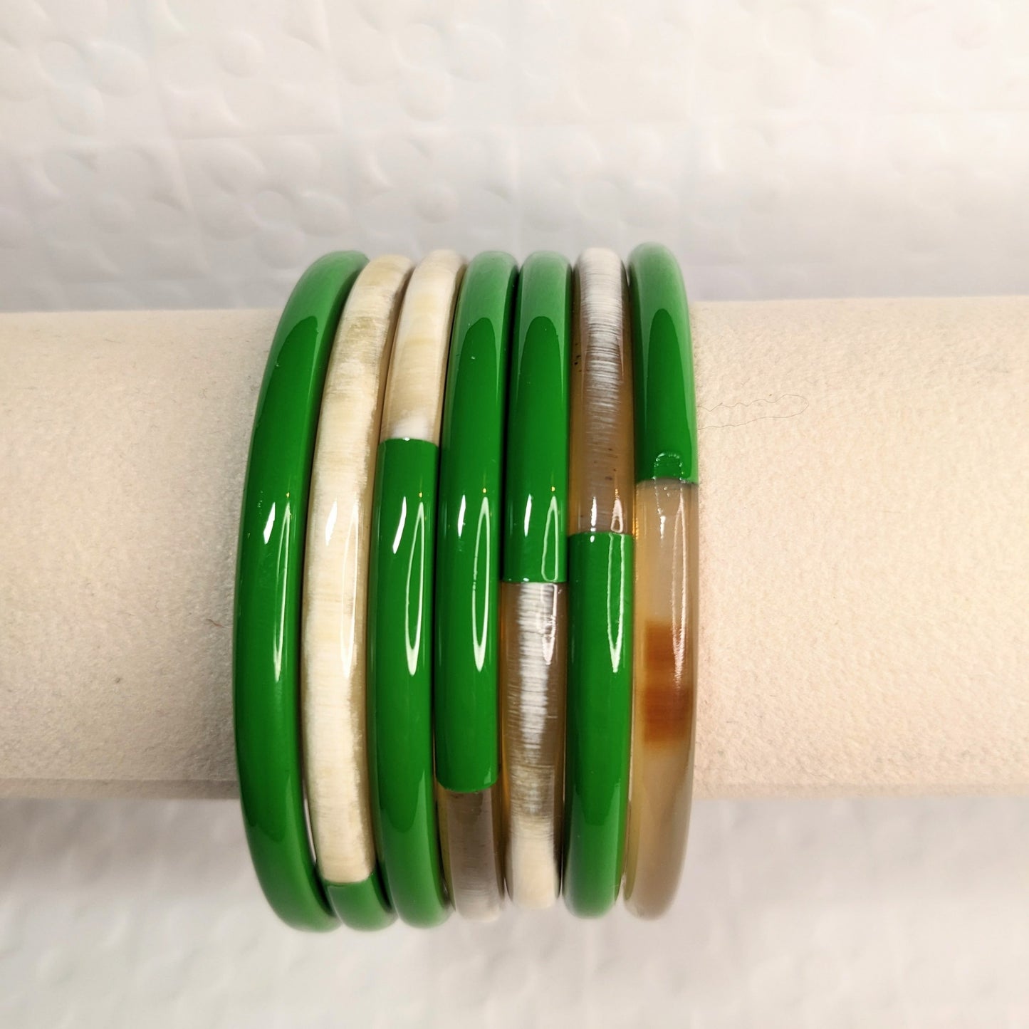 Chacha d'amour | Sublime jonc laqué en corne naturelle VERT CLASSIQUE