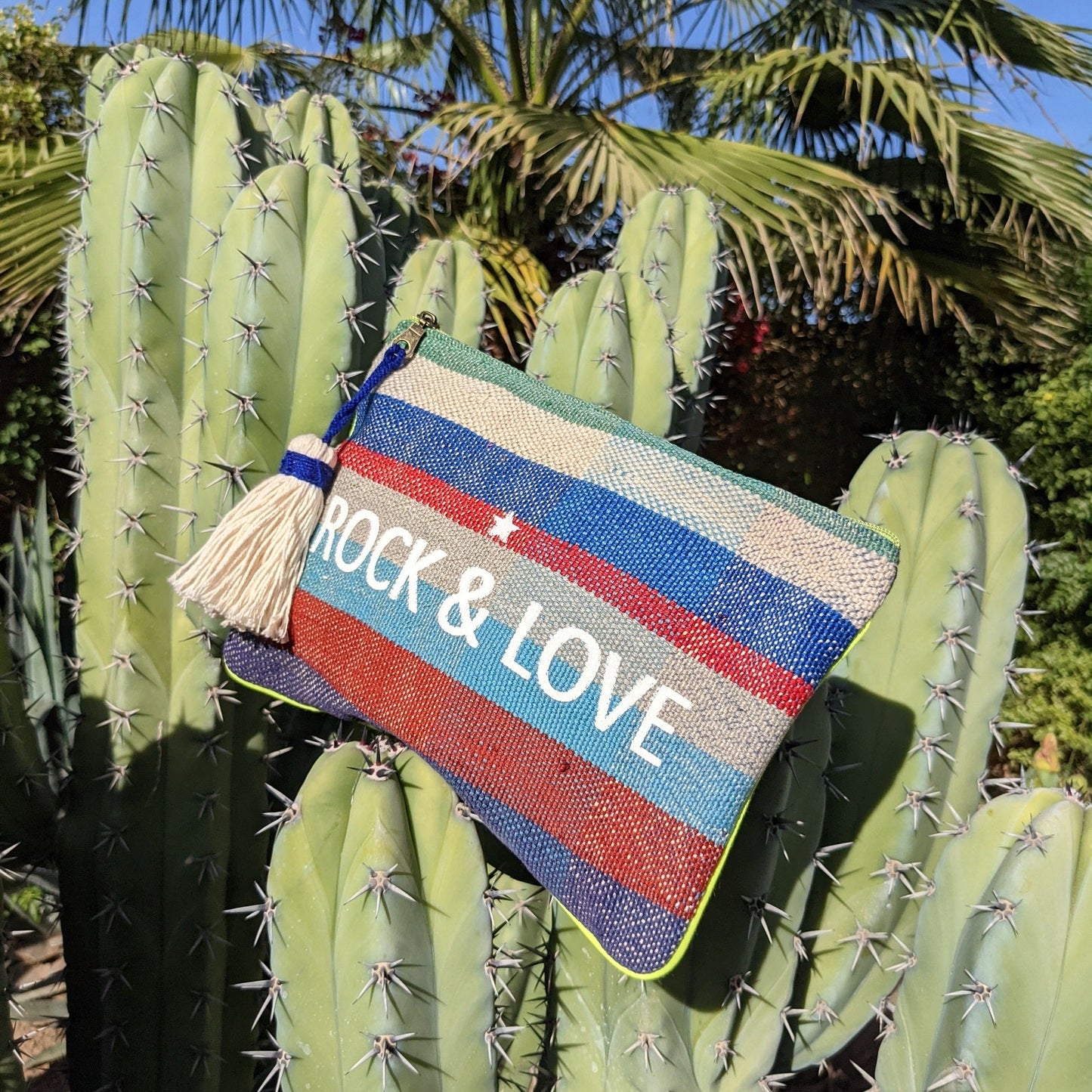 Chacha d'amour | Pochette femme ou sac pochette ROCK-LOVE avec tissu HAIK Trousses de toilette chacha d'amour N°7