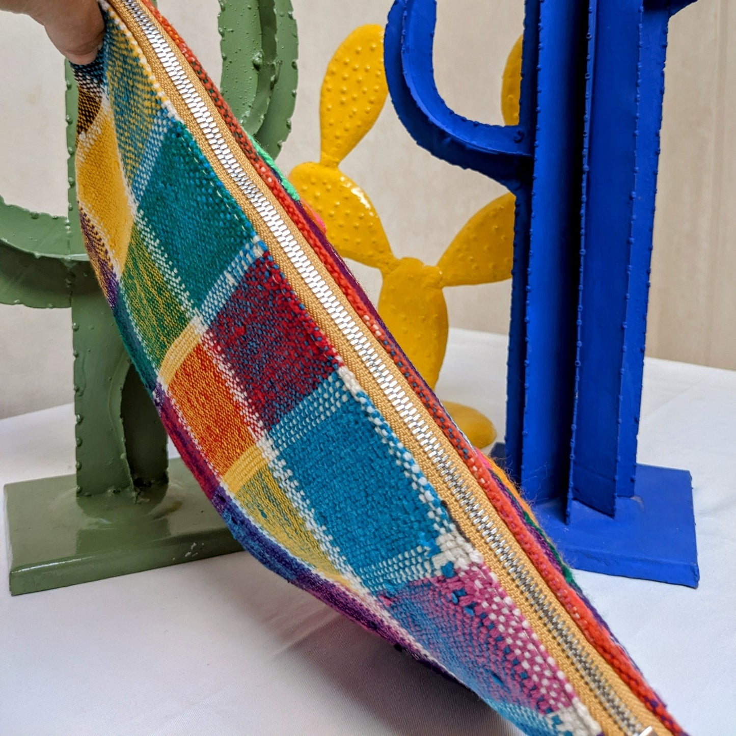 Chacha d'amour |  Maxi Pochette ou sac pochette en tissu vintage HAIK avec broderie #7