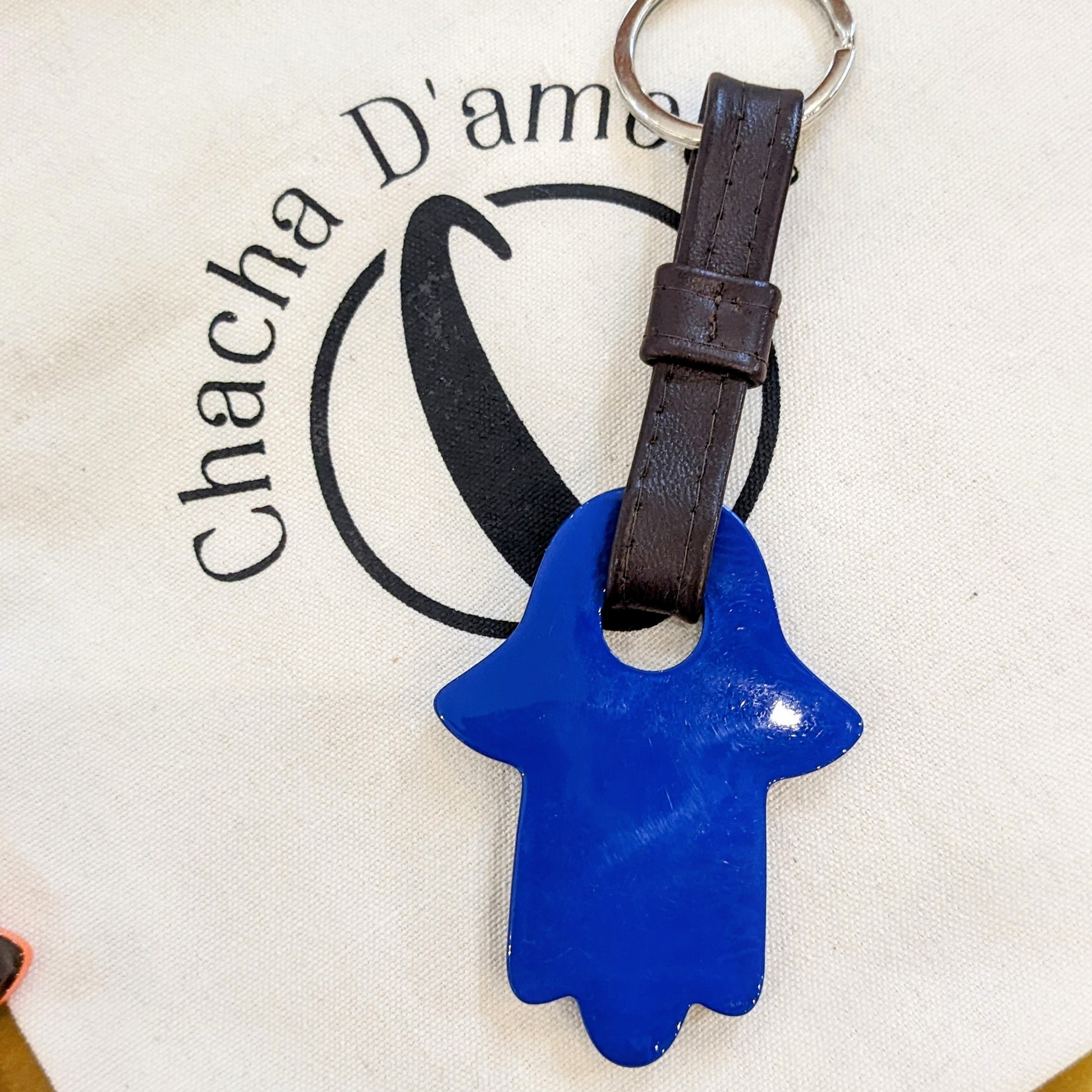 Chacha d'amour |  PORTE CLEF chance en corne laquée