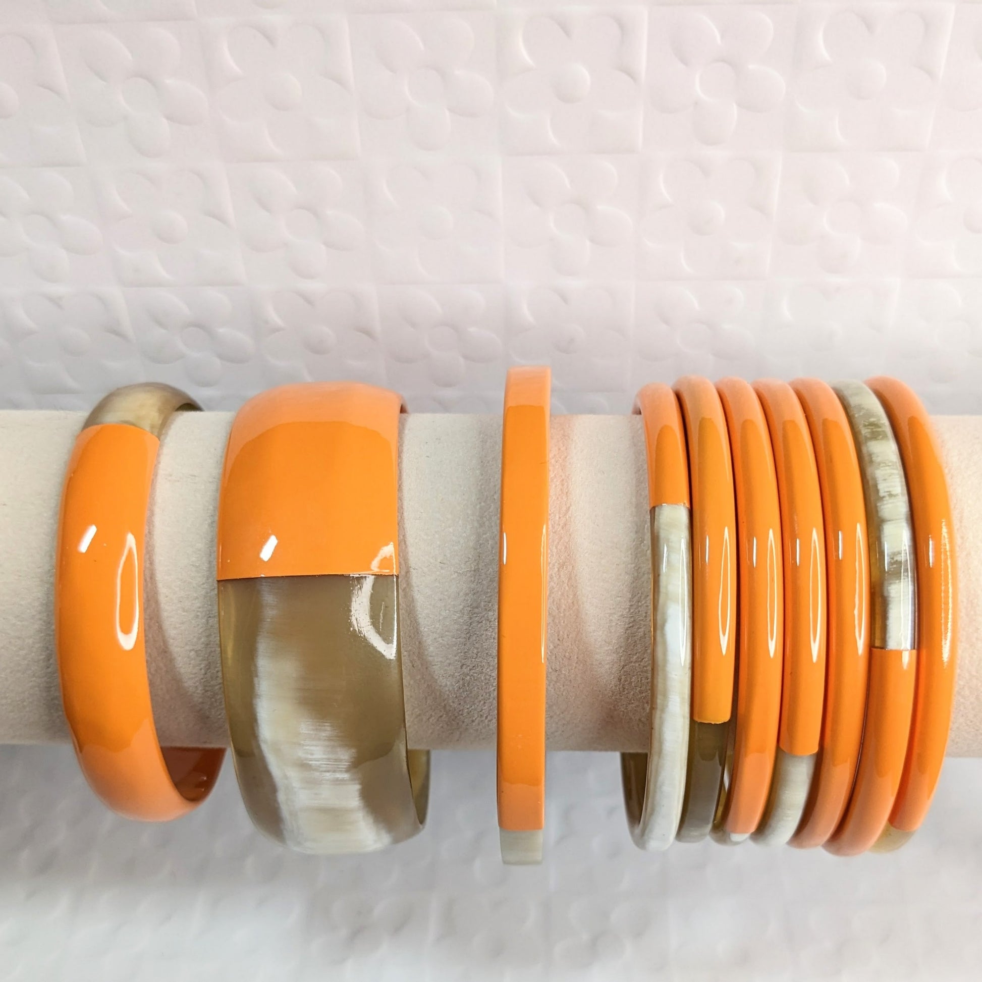 Chacha d'amour |  Sublime jonc en corne naturelle et lacqué ORANGE