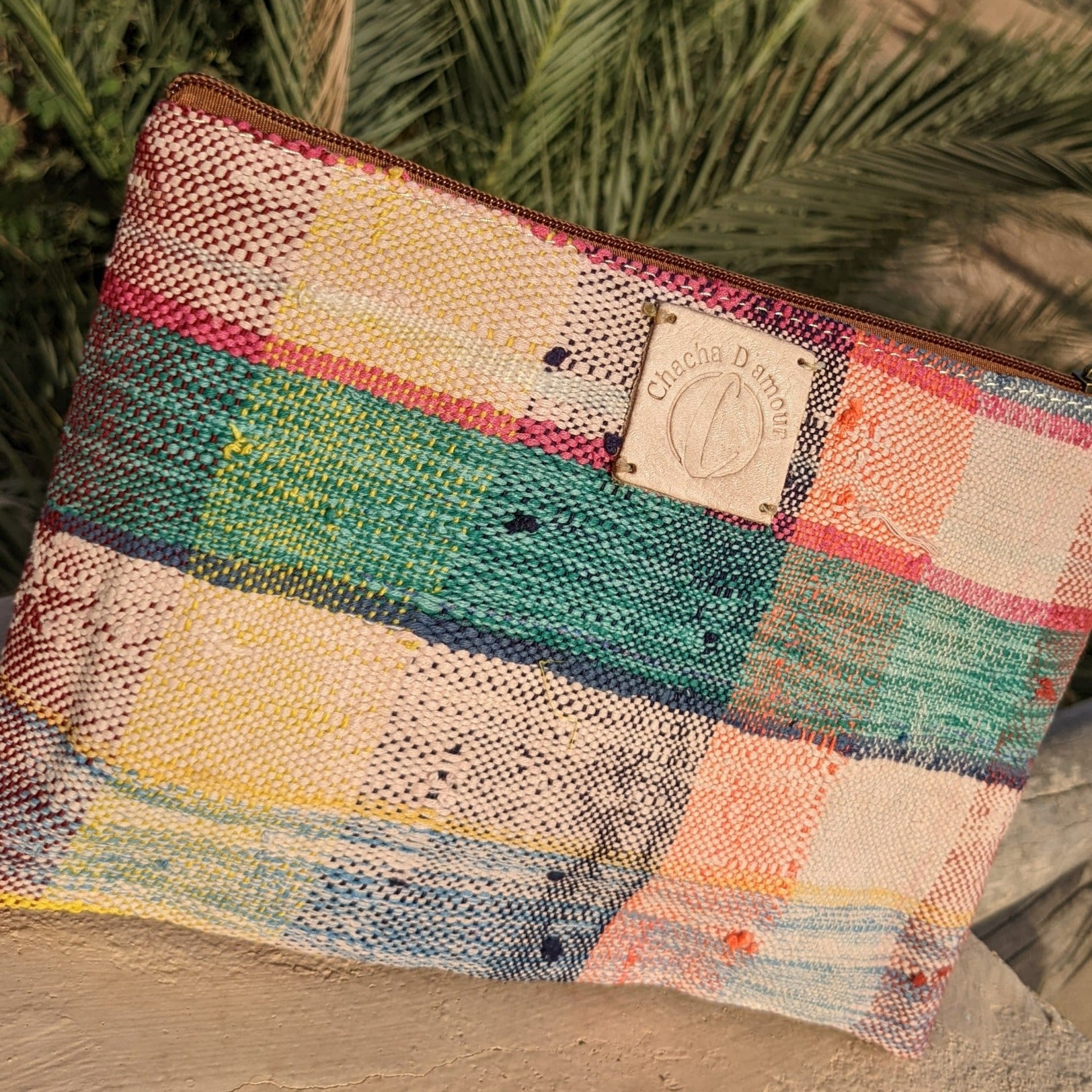  Pochette de voyage ou Pochette de soirée upcyclée en tissu traditionnel  HAIK N°18