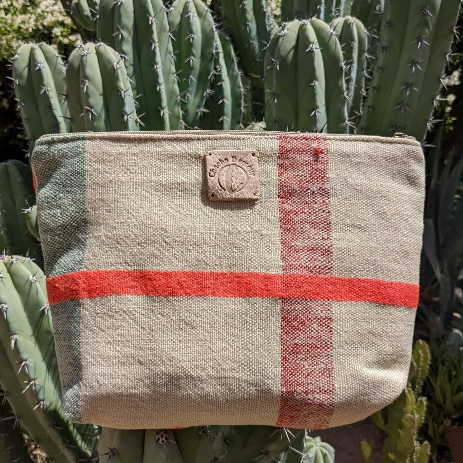 Chacha d'amour | Trousses de voyage ou TRousse de Maquillage Upcyclée en Tissu vintage traditionnel HAIK chacha d'amour 